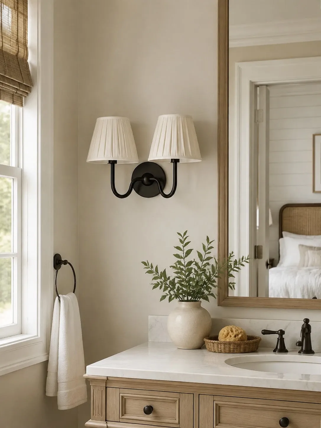 Luvora fabric shade wall sconce